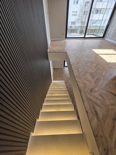 Timpuri Noi, Unirii,